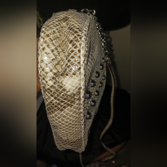 Michael Kors Python Embossed Crossbody LIKE NEW - Picture 6 of 10